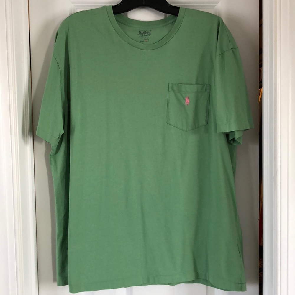 Men’s lightweight pocket tee